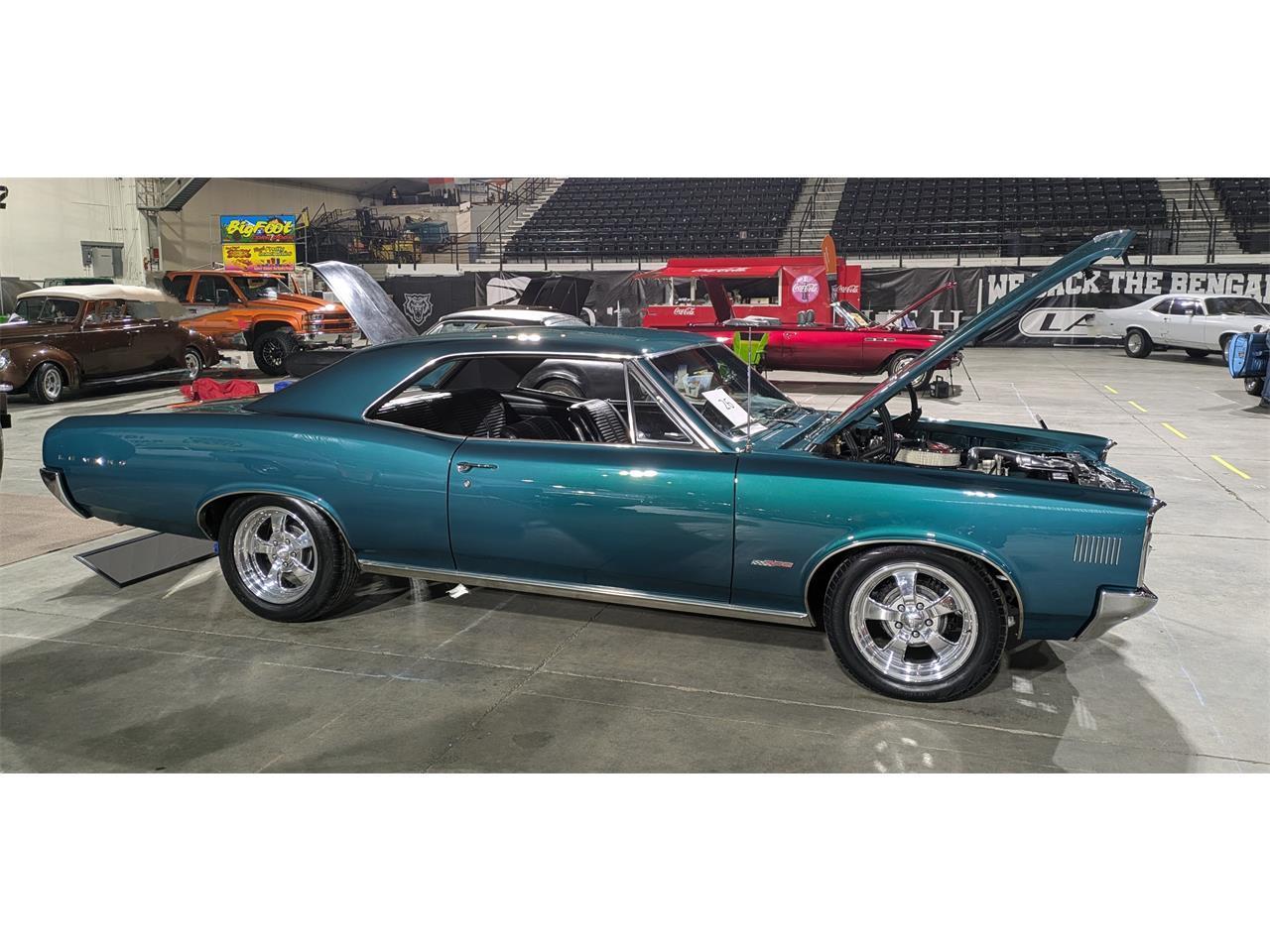 Pontiac-Lemans-1966-Turquoise-Black
