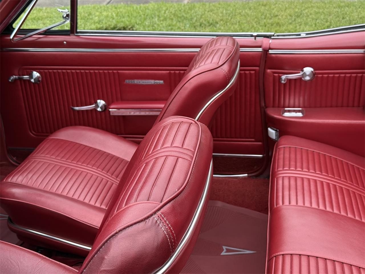 Pontiac-Lemans-1966-White-Red-14