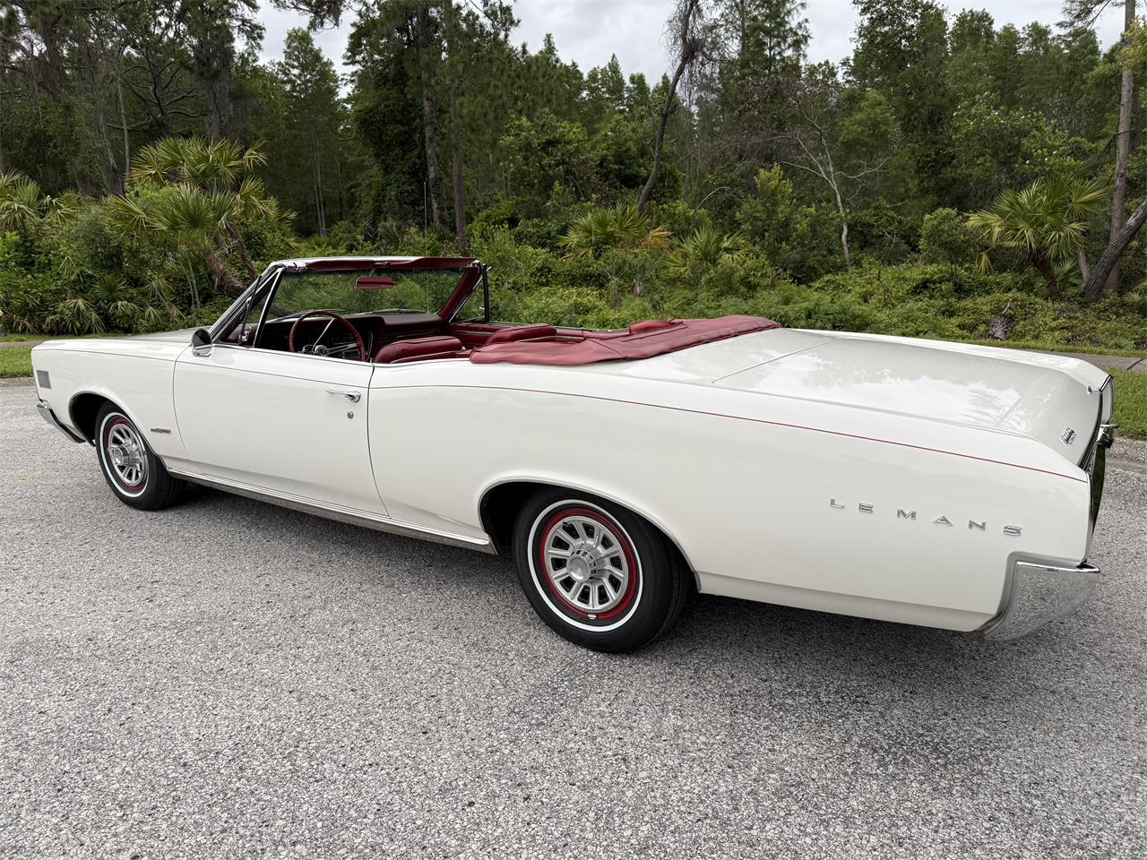 Pontiac-Lemans-1966-White-Red-3