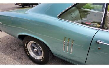Pontiac-Lemans-1967-Artisan-Green-Parchment-White-4