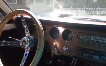 Pontiac-Lemans-1967-Red-black-4