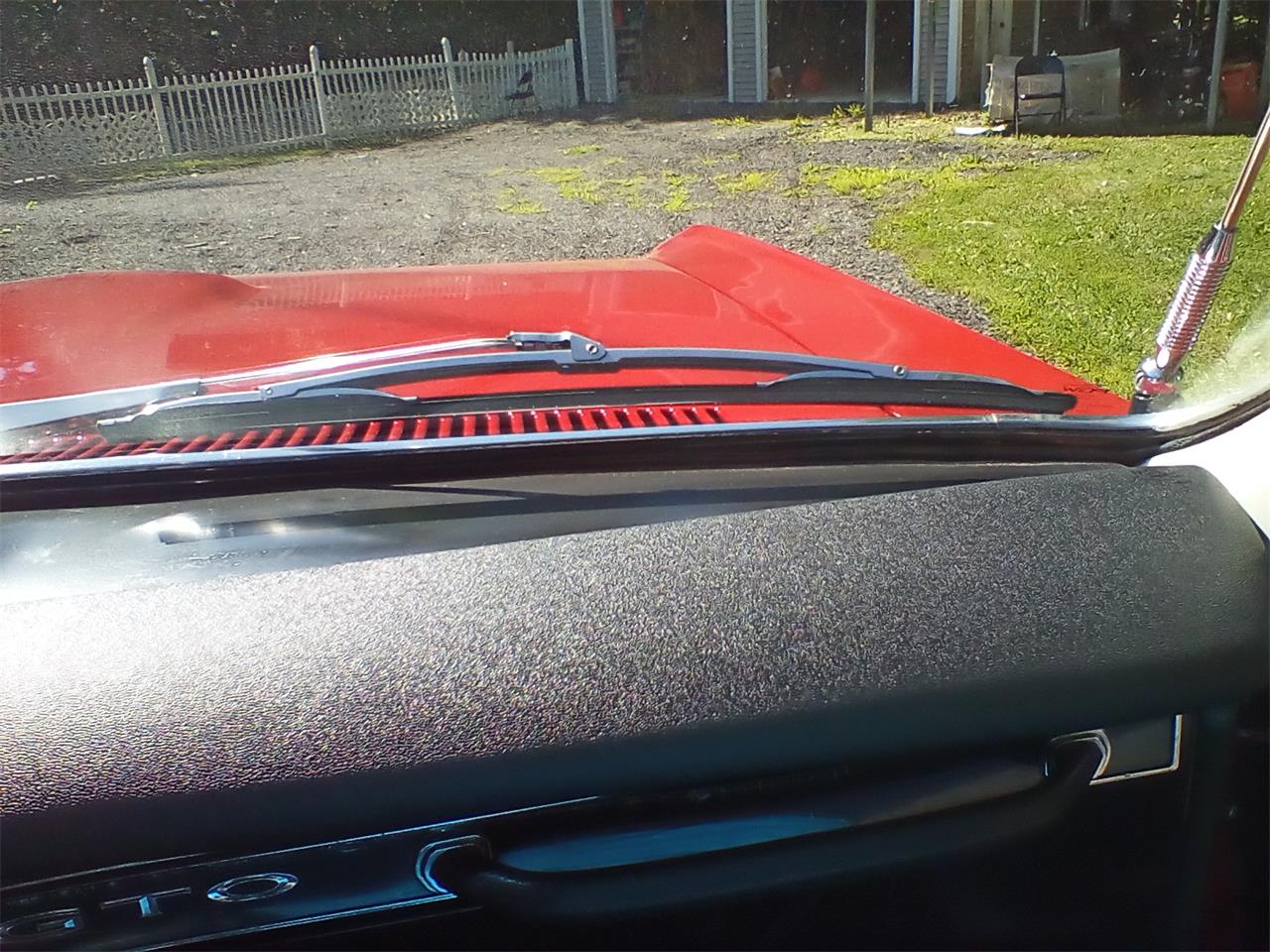 Pontiac-Lemans-1967-Red-black-8