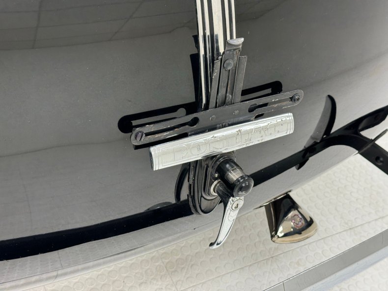 Pontiac-Other-1940-Black-Beige-13