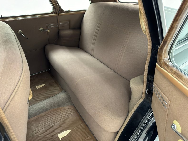 Pontiac-Other-1940-Black-Beige-39