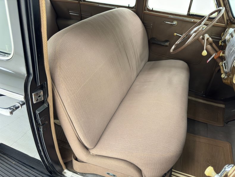 Pontiac-Other-1940-Black-Beige-41