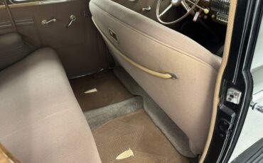 Pontiac-Other-1940-Black-Beige-44