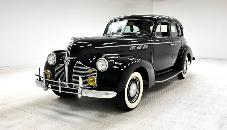 Pontiac-Other-1940-Black-Beige-47
