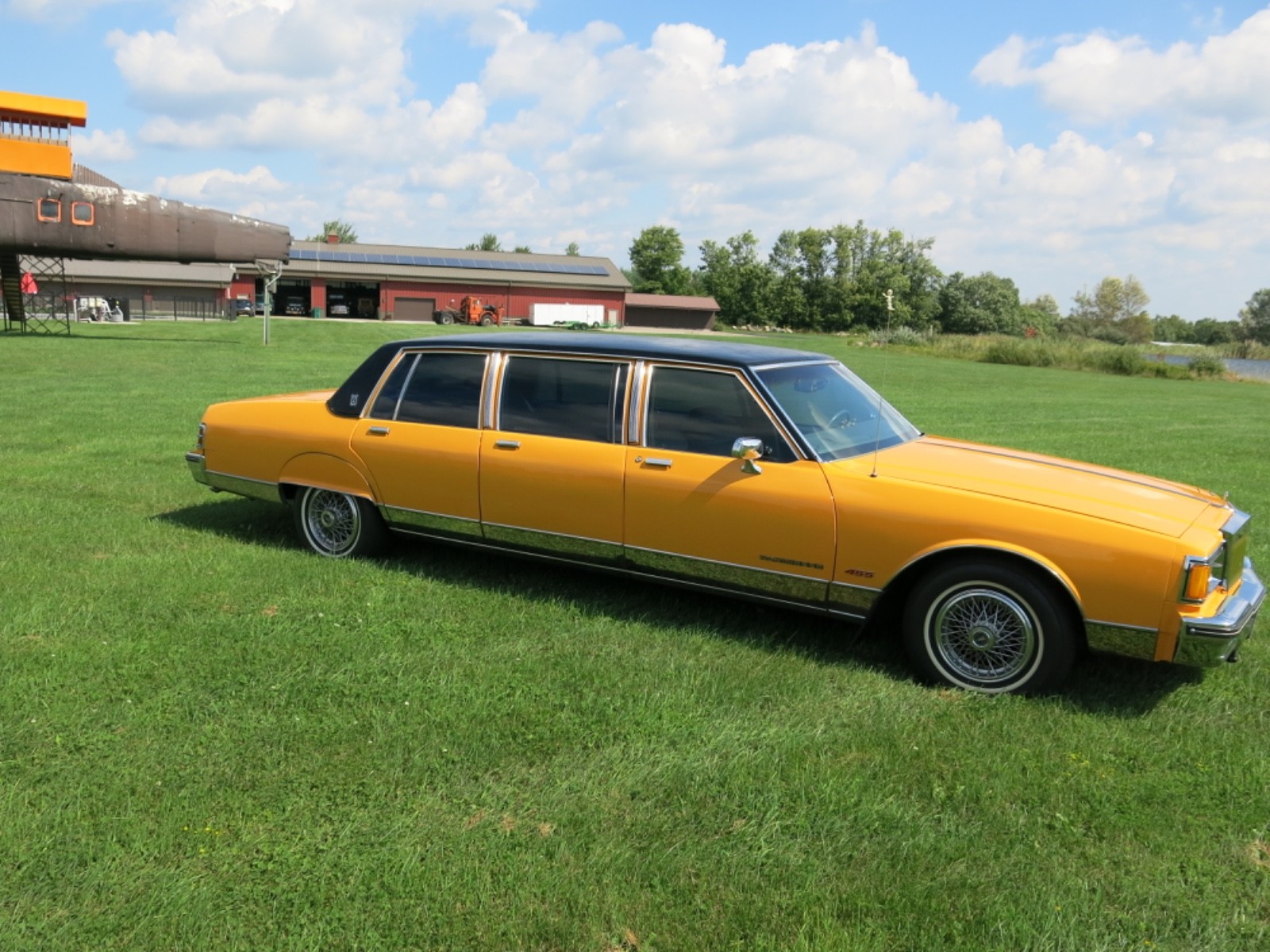 Pontiac-Parisienne-six-door-1986-Limousine