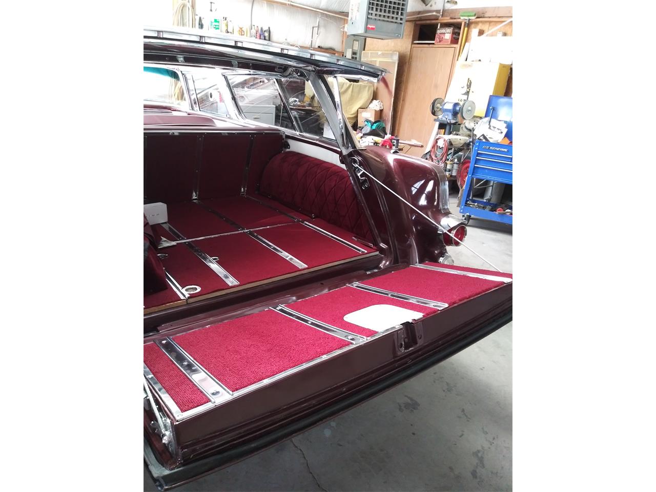 Pontiac-Safari-1956-BurgundyPearl-White-Burgundy-White-11