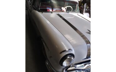 Pontiac-Safari-1956-BurgundyPearl-White-Burgundy-White-8