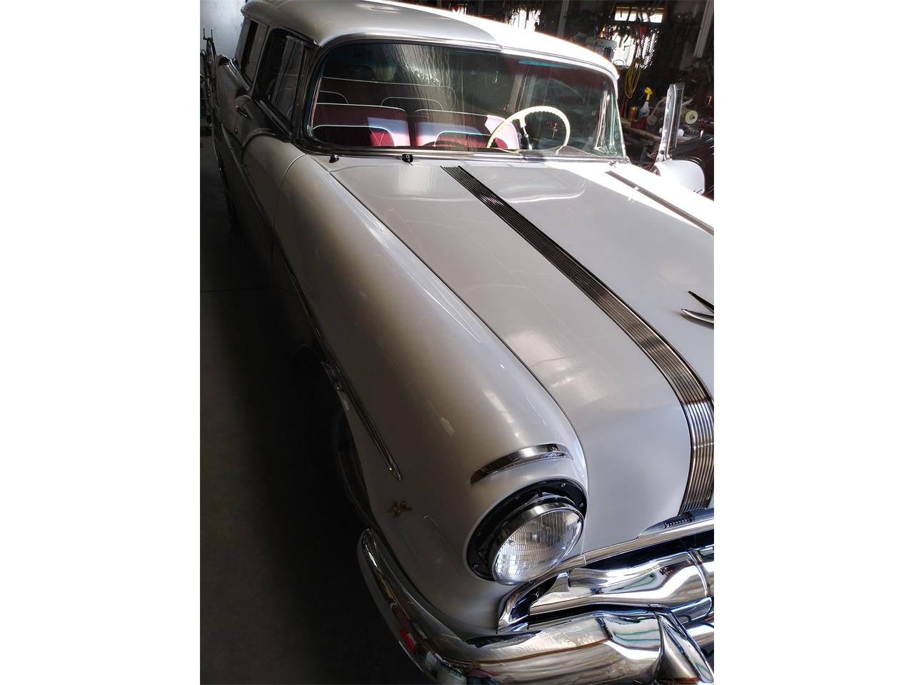 Pontiac-Safari-1956-BurgundyPearl-White-Burgundy-White-8