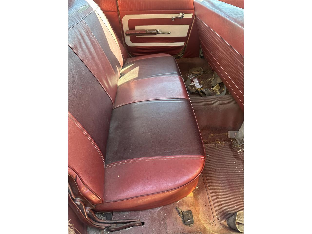 Pontiac-Safari-1960-black-red-22