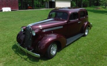 Pontiac-Sedan-1936-Garnet-Red-19