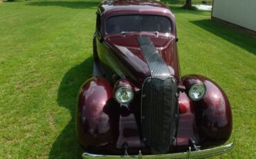 Pontiac-Sedan-1936-Garnet-Red-6