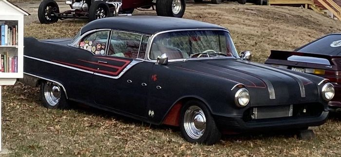Pontiac-Star-chief-1955-2