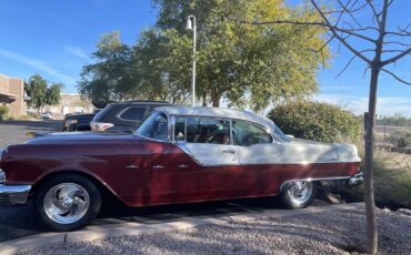 Pontiac-Star-chief-1955-Red-and-Pearl-White-Red-and-Pearl-White