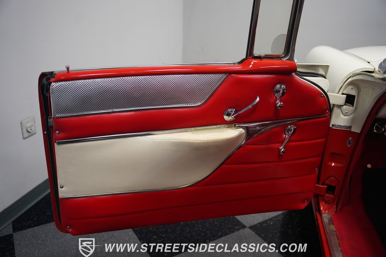Pontiac-Star-chief-1956-Bolero-red-White-40