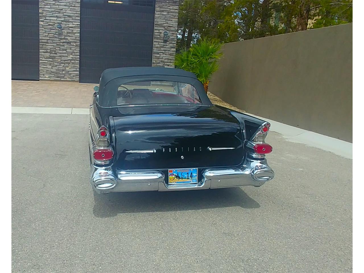 Pontiac-Star-chief-1957-BlackRed-RedWhite-4