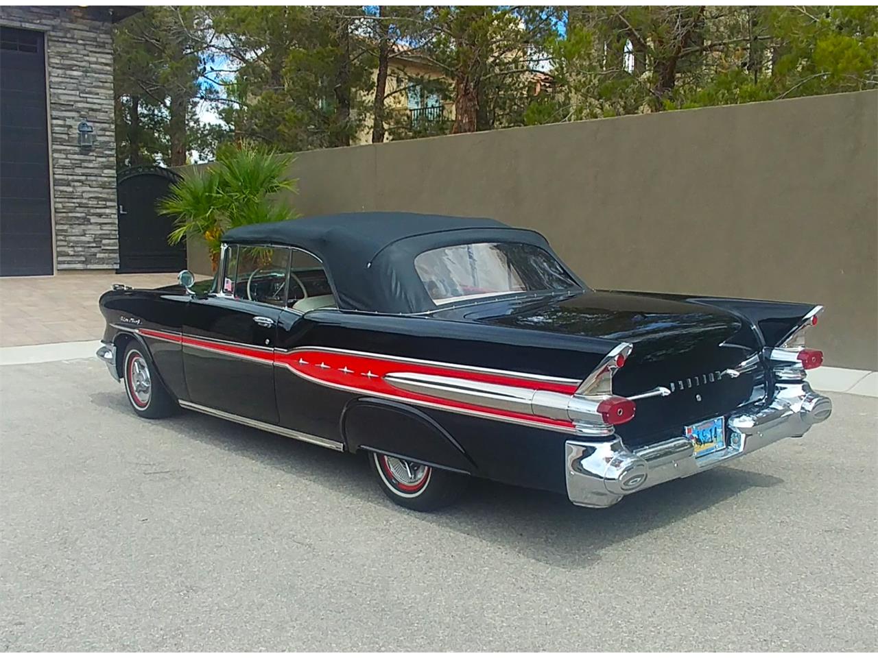 Pontiac-Star-chief-1957-BlackRed-RedWhite-5