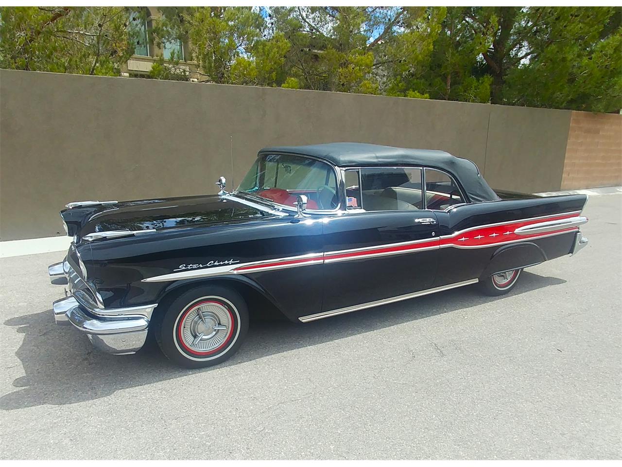 Pontiac-Star-chief-1957-BlackRed-RedWhite-8