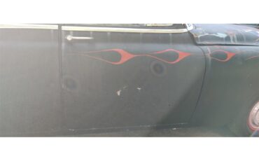 Pontiac-Streamliner-1950-Black-Black-10