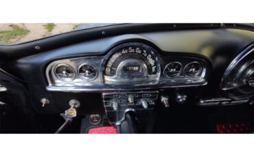 Pontiac-Streamliner-1950-Black-Black-31