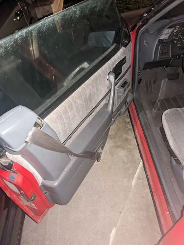 Pontiac-Sunbird-1991-Red-Gray-2