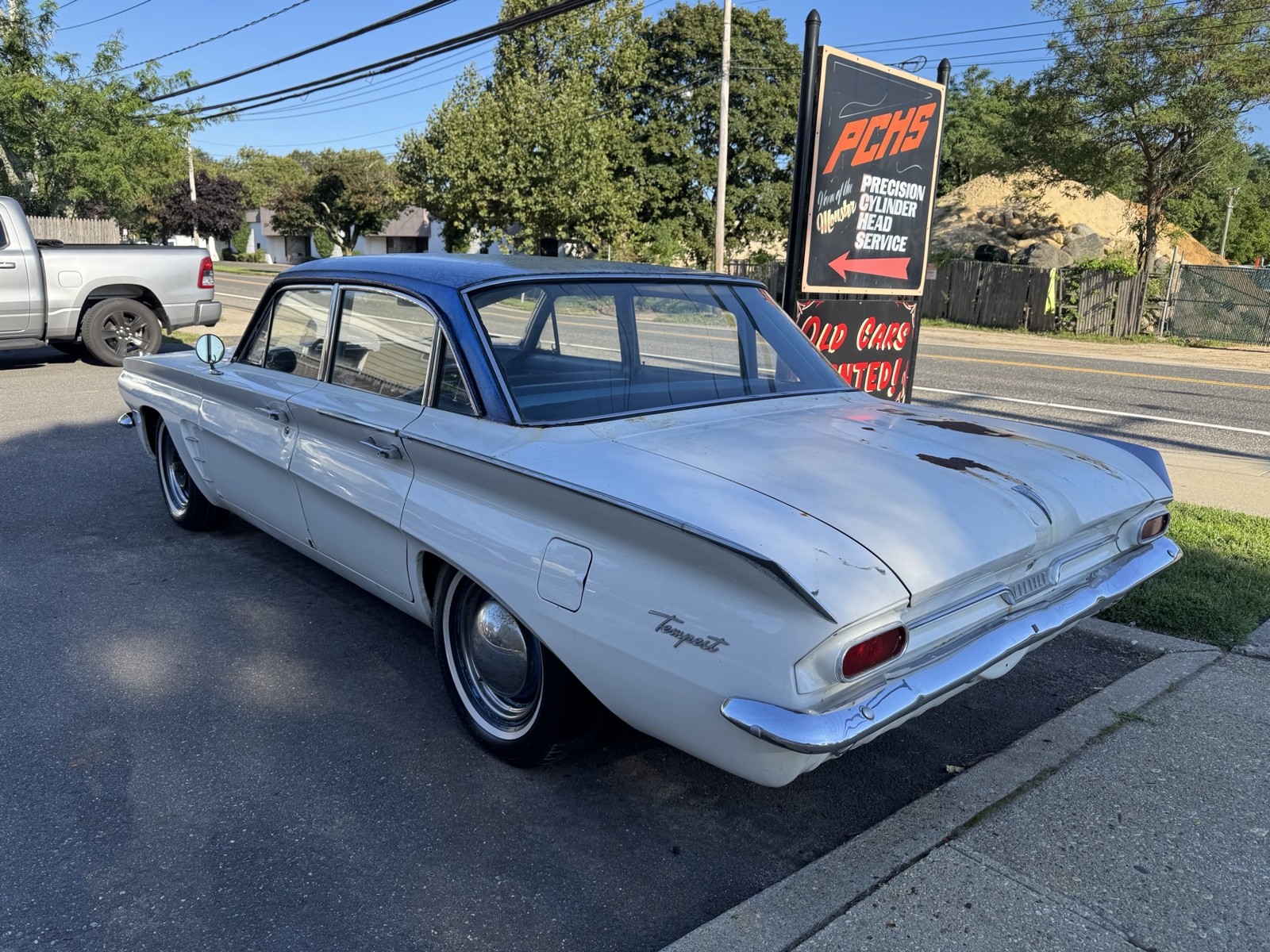 Pontiac-Tempest-1962-7