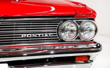 Pontiac-Tempest-1964-Grenadier-Red-Red-22