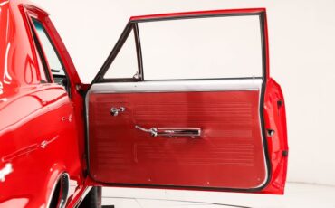Pontiac-Tempest-1964-Grenadier-Red-Red-32