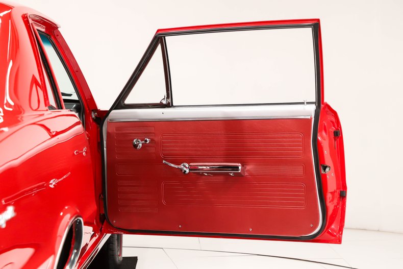 Pontiac-Tempest-1964-Grenadier-Red-Red-32