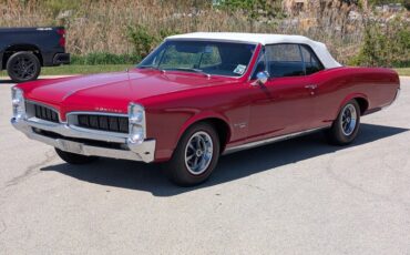 Pontiac-Tempest-1967-Regimental-Red-Black-14