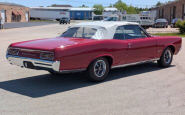 Pontiac-Tempest-1967-Regimental-Red-Black-18