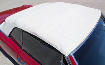 Pontiac-Tempest-1967-Regimental-Red-Black-24