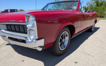 Pontiac-Tempest-1967-Regimental-Red-Black-26