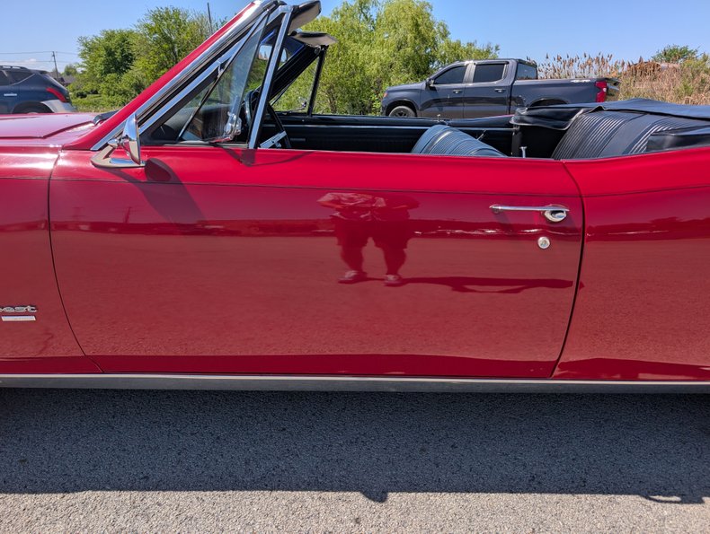 Pontiac-Tempest-1967-Regimental-Red-Black-28