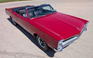 Pontiac-Tempest-1967-Regimental-Red-Black-36