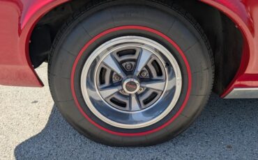 Pontiac-Tempest-1967-Regimental-Red-Black-5