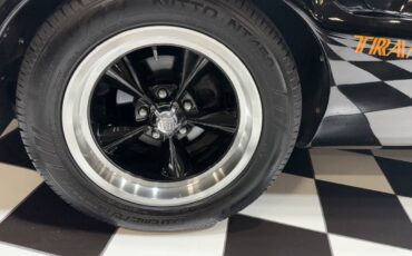 Pontiac-Trans-Am-1975-Coupe-18