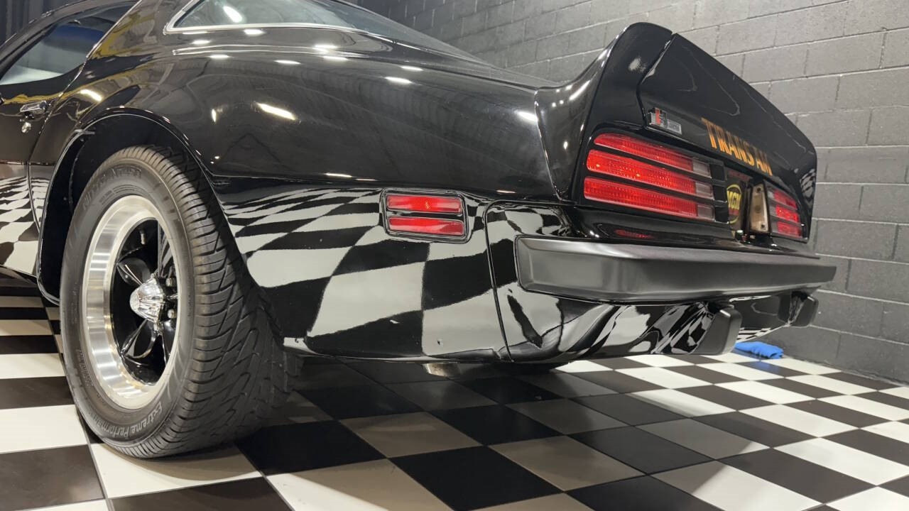 Pontiac-Trans-Am-1975-Coupe-21