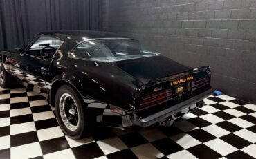 Pontiac-Trans-Am-1975-Coupe-7