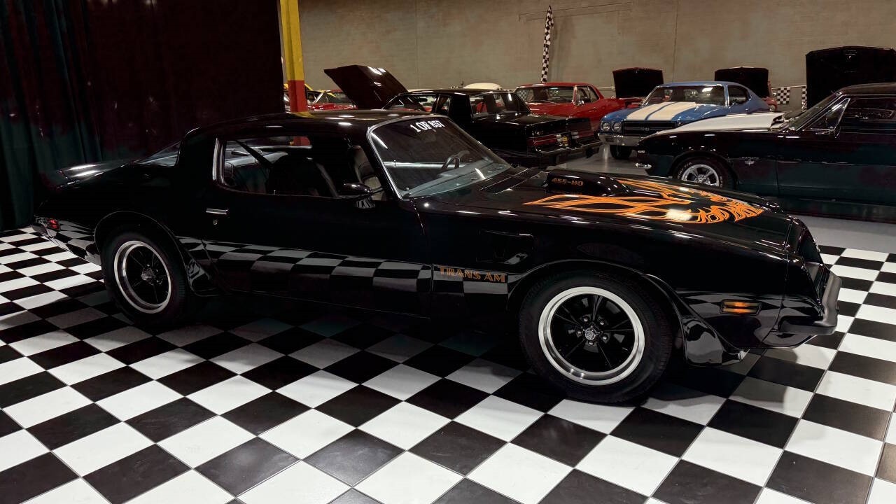 Pontiac-Trans-Am-1975-Coupe-8