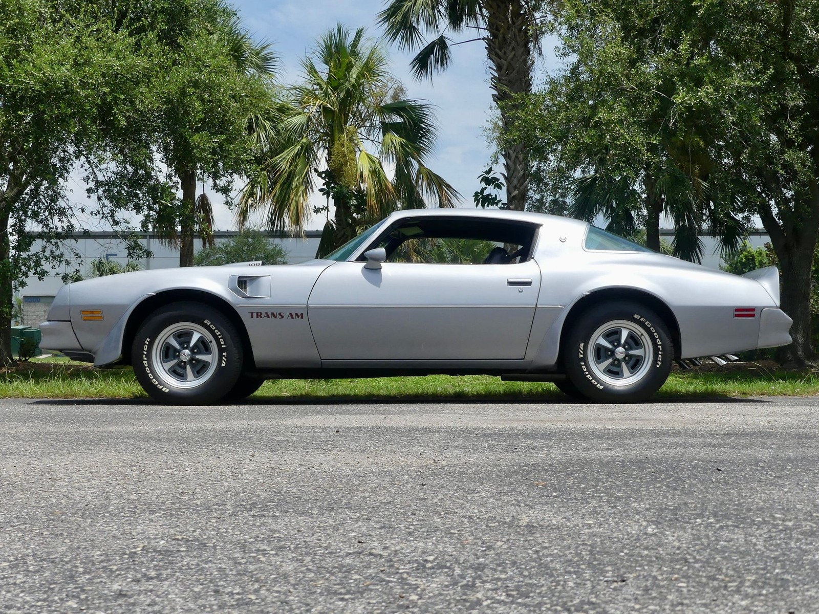 Pontiac-Trans-Am-1976-Coupe-11