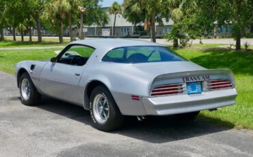 Pontiac-Trans-Am-1976-Coupe-12