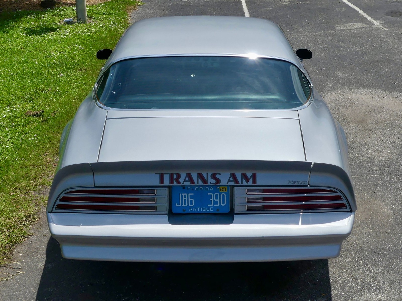 Pontiac-Trans-Am-1976-Coupe-16