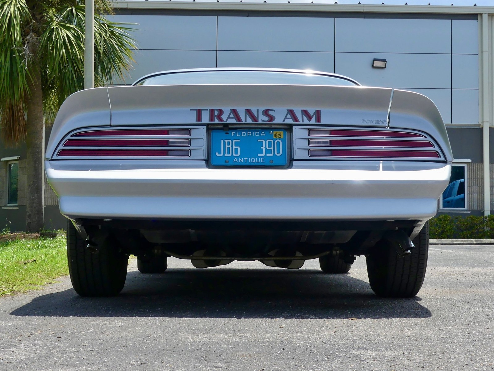 Pontiac-Trans-Am-1976-Coupe-17