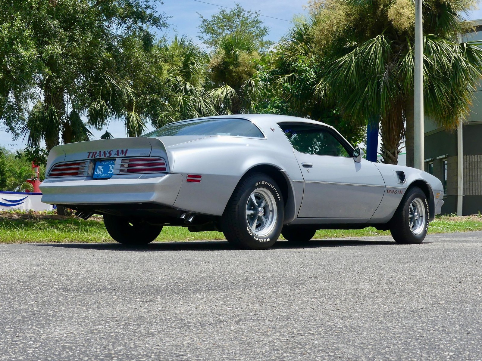 Pontiac-Trans-Am-1976-Coupe-20