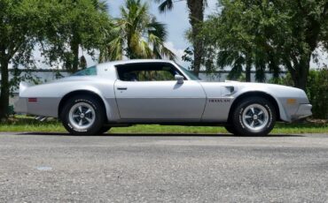 Pontiac-Trans-Am-1976-Coupe-22