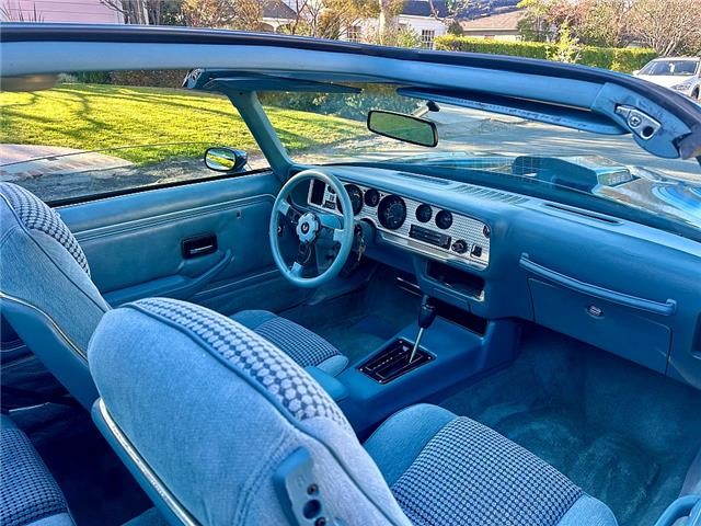 Pontiac-Trans-Am-1979-1