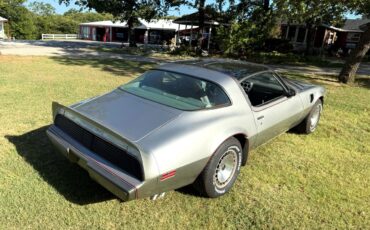 Pontiac-Trans-Am-1979-American-Muscle-Car-5
